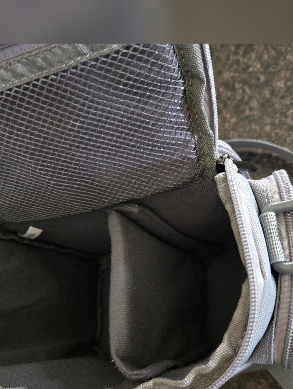 Camera Bag - Picture 4 of 6